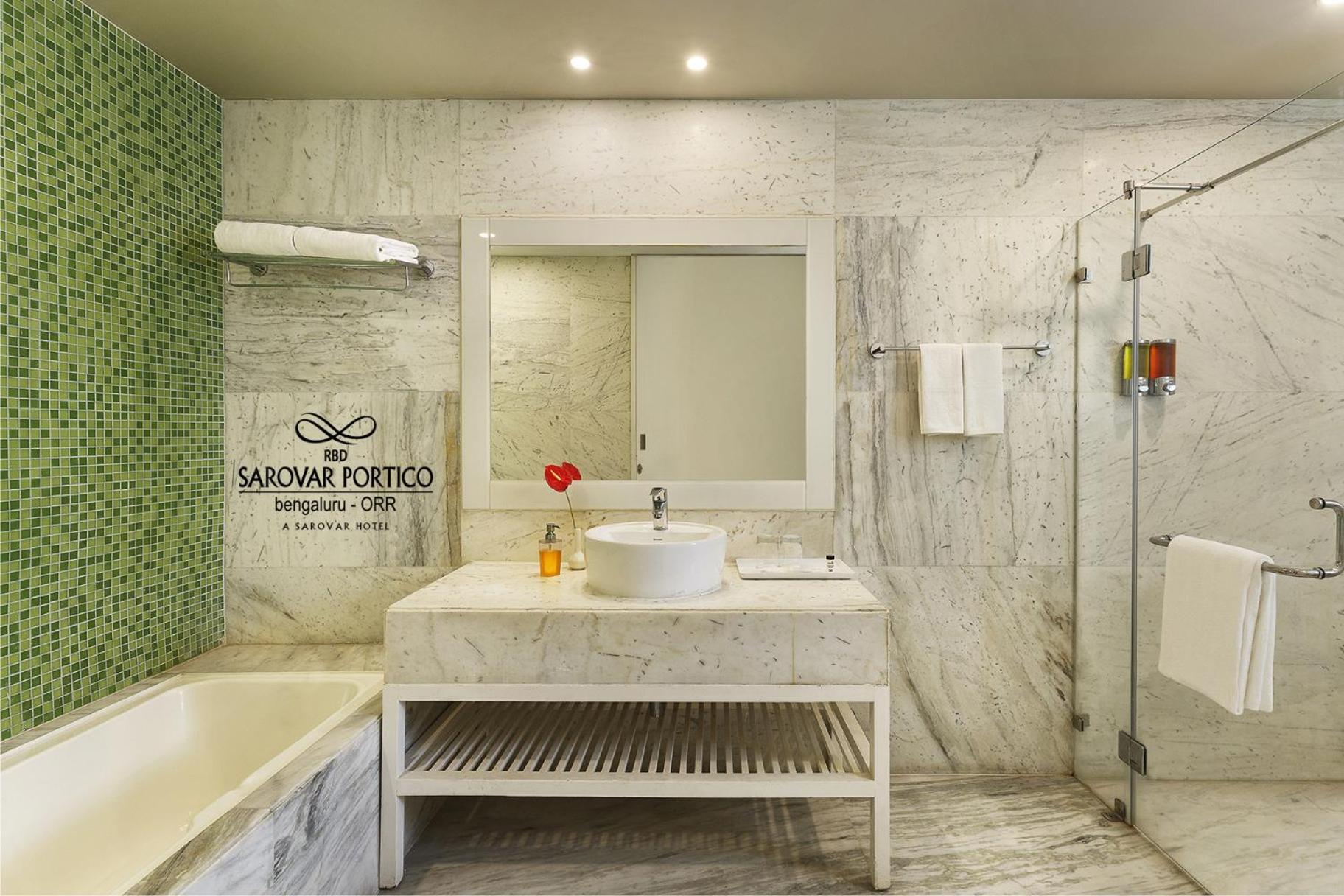 Sarovar Portico Outer Ring Road Bangalore Bagian luar foto