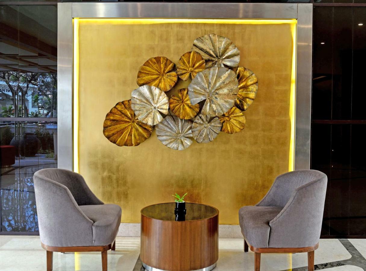 Sarovar Portico Outer Ring Road Bangalore Bagian luar foto