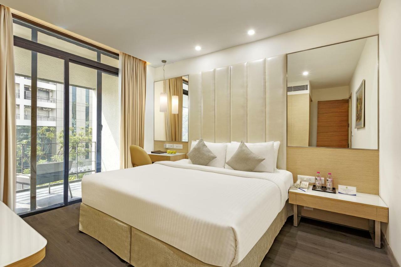 Sarovar Portico Outer Ring Road Bangalore Bagian luar foto