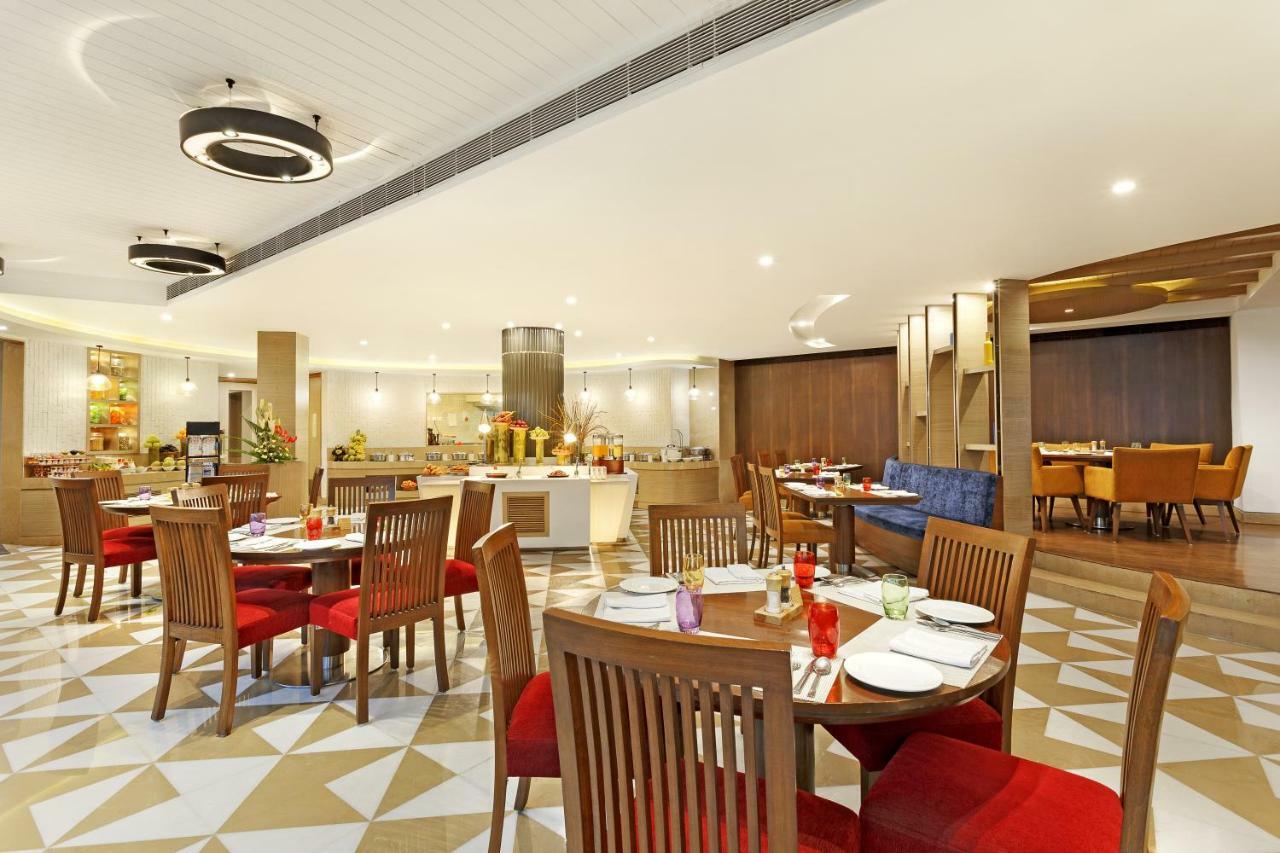 Sarovar Portico Outer Ring Road Bangalore Bagian luar foto
